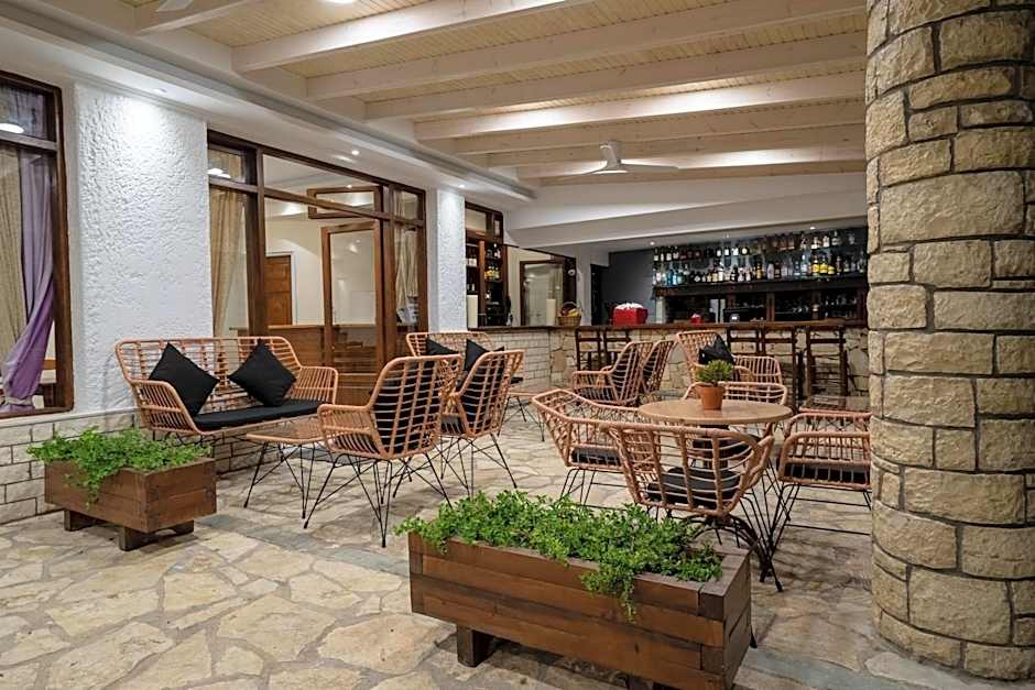 Bastas Hotel
