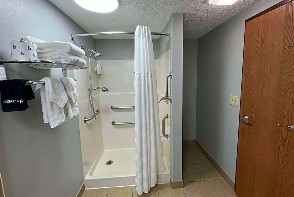 Super 8 by Wyndham Emporia
