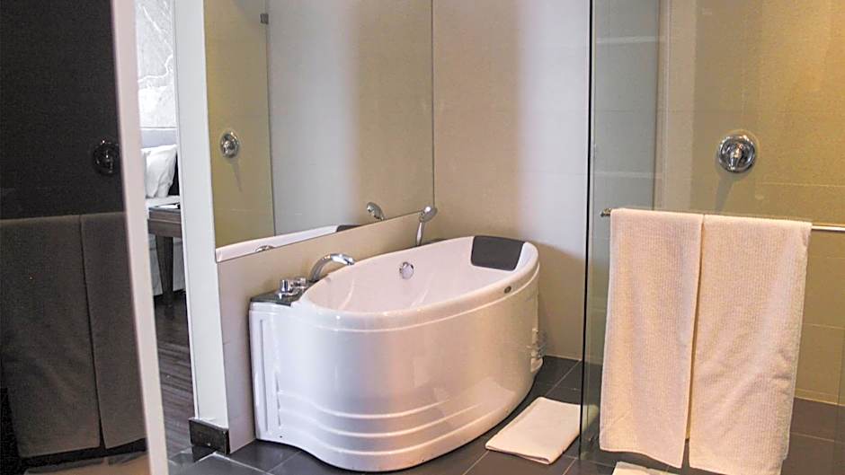 Holiday Inn Bucaramanga Cacique By IHG