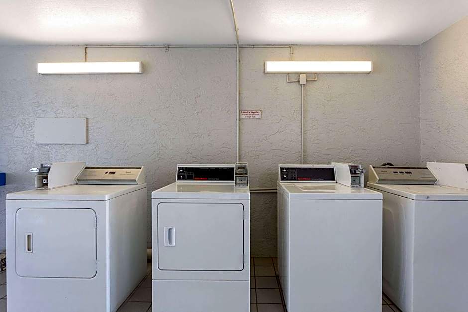 Ramada by Wyndham Altamonte Springs