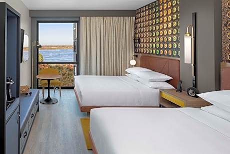 2 Queen Beds ADA With Tub