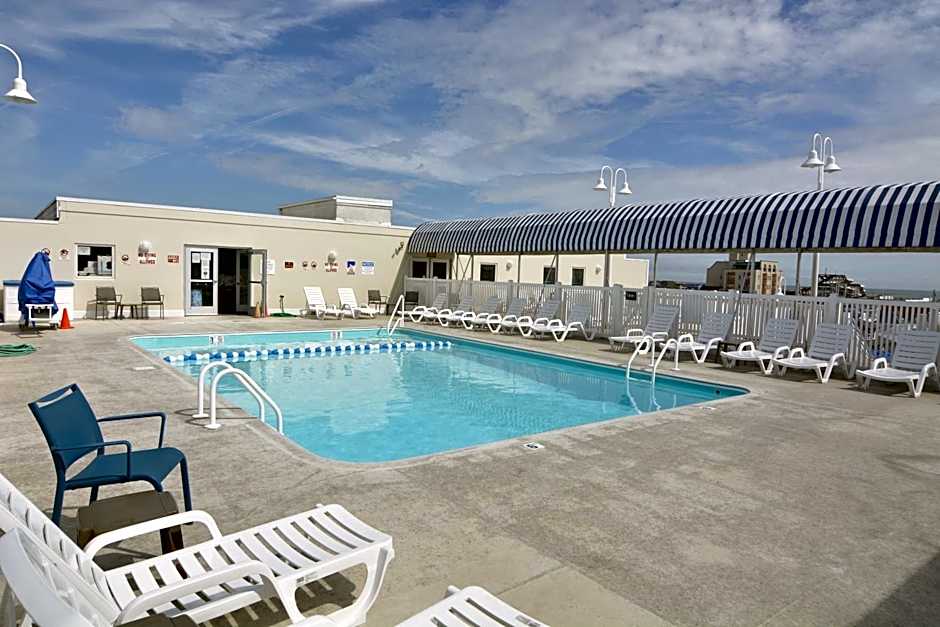 Biscayne Suites