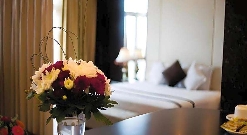 Kaya Hotel