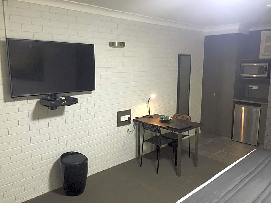 Blue Violet Motor Inn