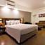 Hotel Deville Curitiba