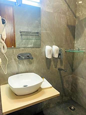 Super Deluxe Suite