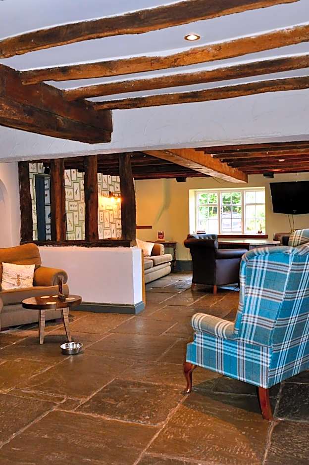 The Hollybush Inn and B&B