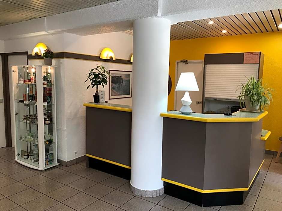 EGG HOTEL - HOTEL LES GENS DE MER Dieppe