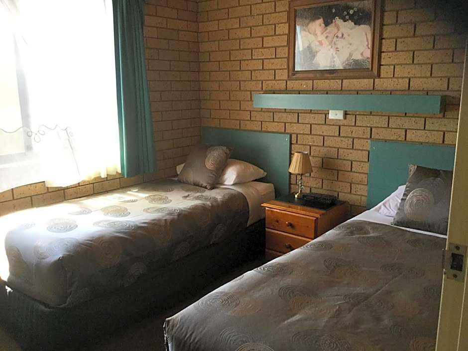 Sunrise Motel