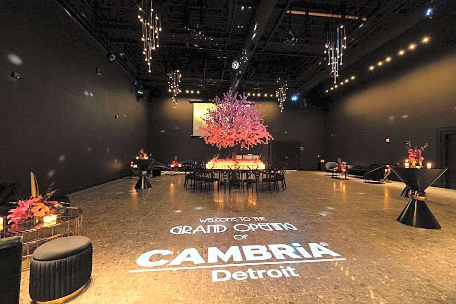 Cambria Hotel Detroit Downtown