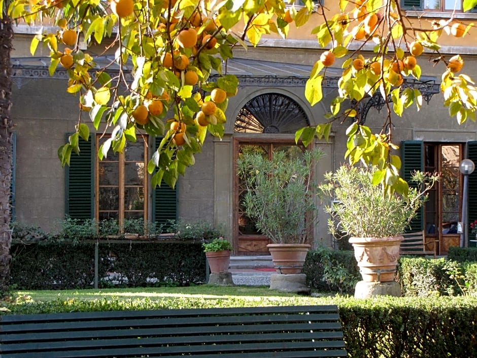 Casa Santo Nome di Gesu