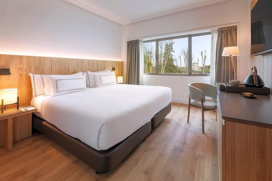 Melia Madrid Barajas