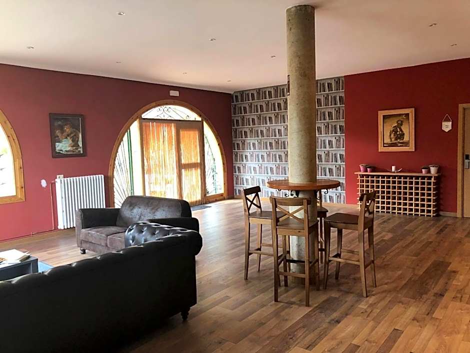 Hospedería Casa Martell