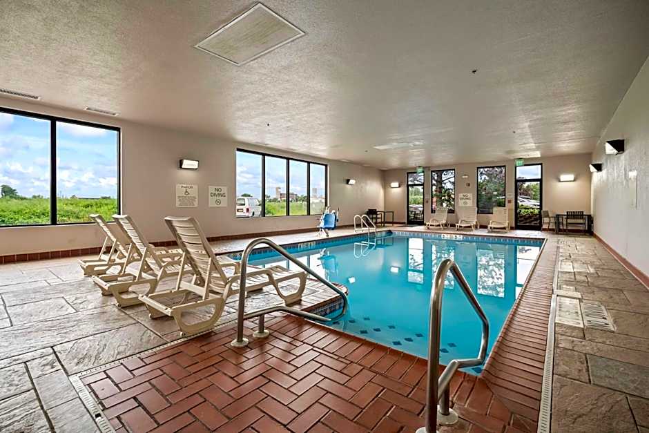 Hampton Inn By Hilton Ridgefield Park