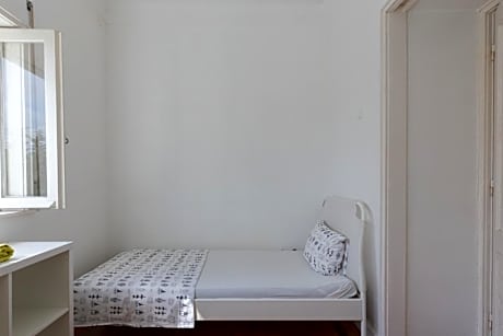 Single Room with Shared Bathroom