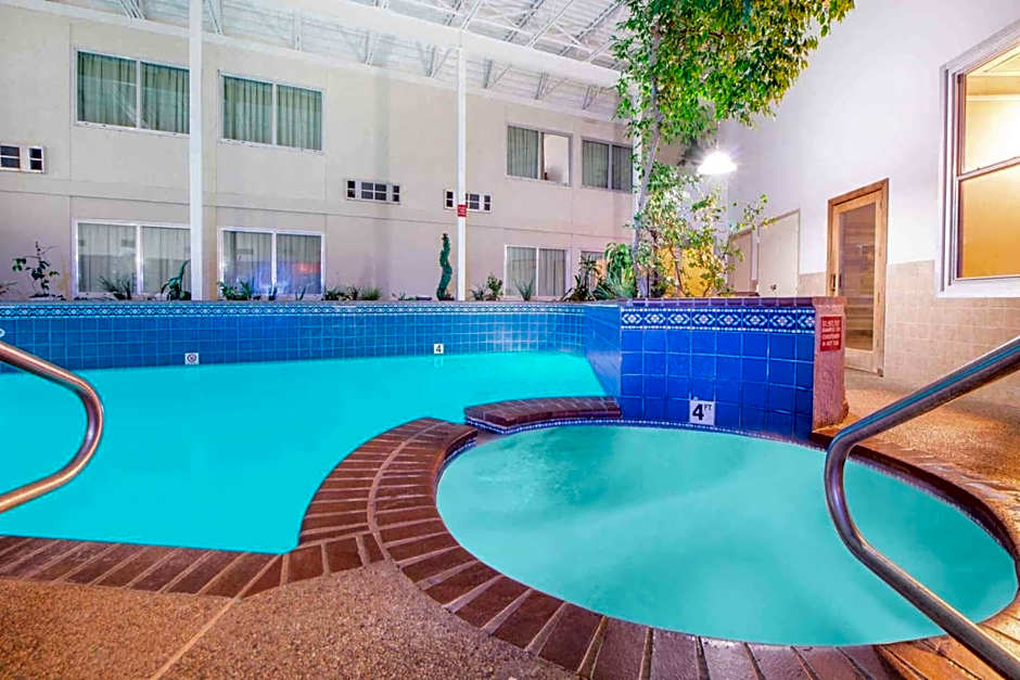 Ramada by Wyndham Enid