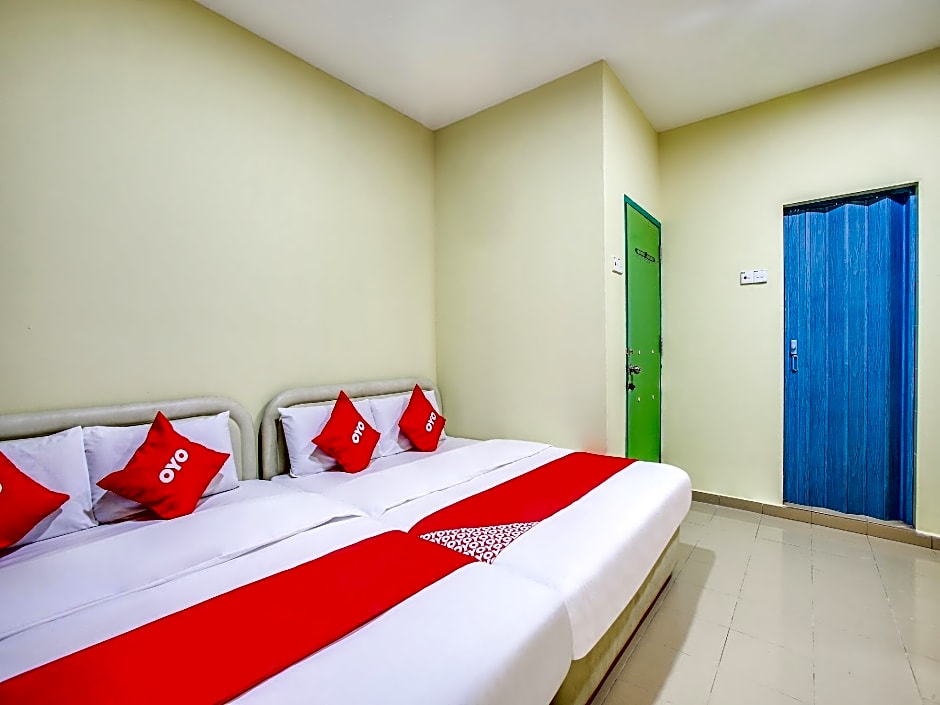 OYO 89590 Hotel Foong Inn