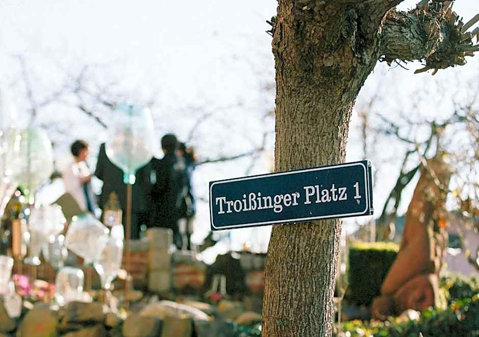 Malerwinkl Restaurant + Kunsthotel