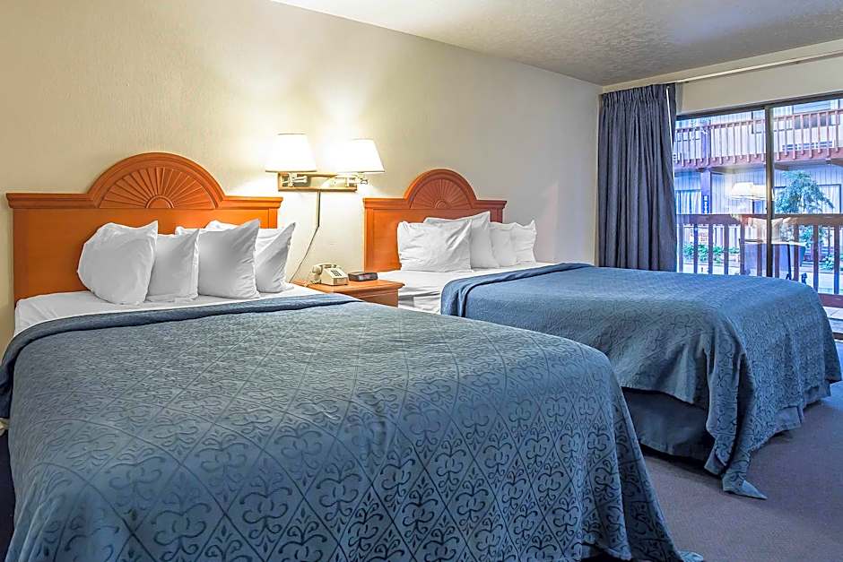 Americas Best Value Inn Sandpoint