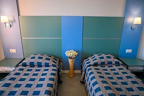 One-Bedroom Apartment (3 Adults + 1 Child)