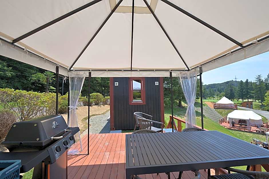Hawaiians Glamping Mauna Village
