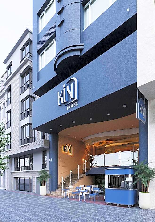 Kin Hotel Ly Tu Trong
