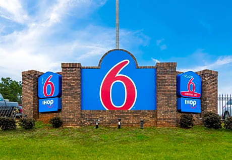 Motel-6 Lagrange Ga