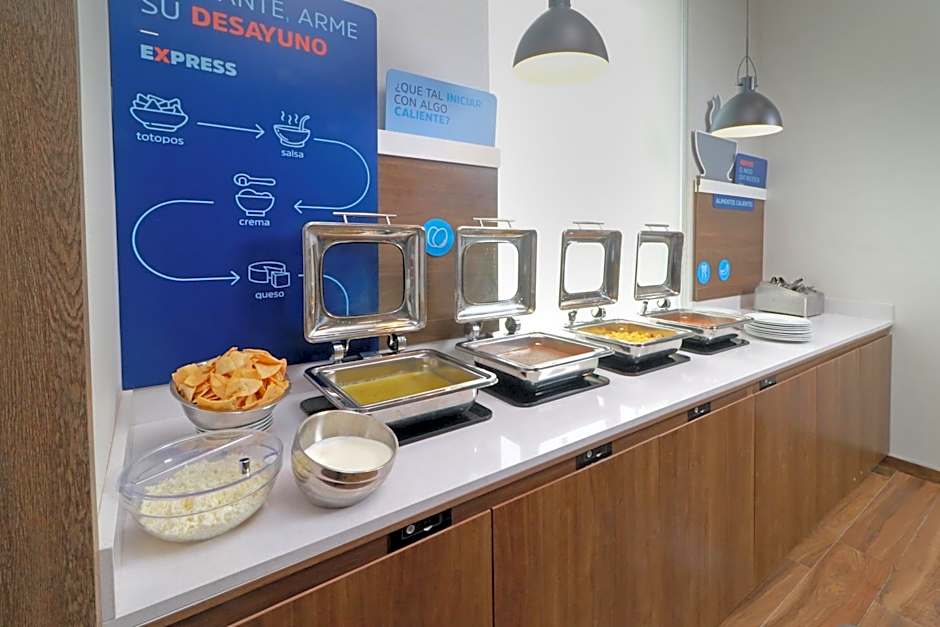 Holiday Inn Express - Monterrey - Fundidora By IHG