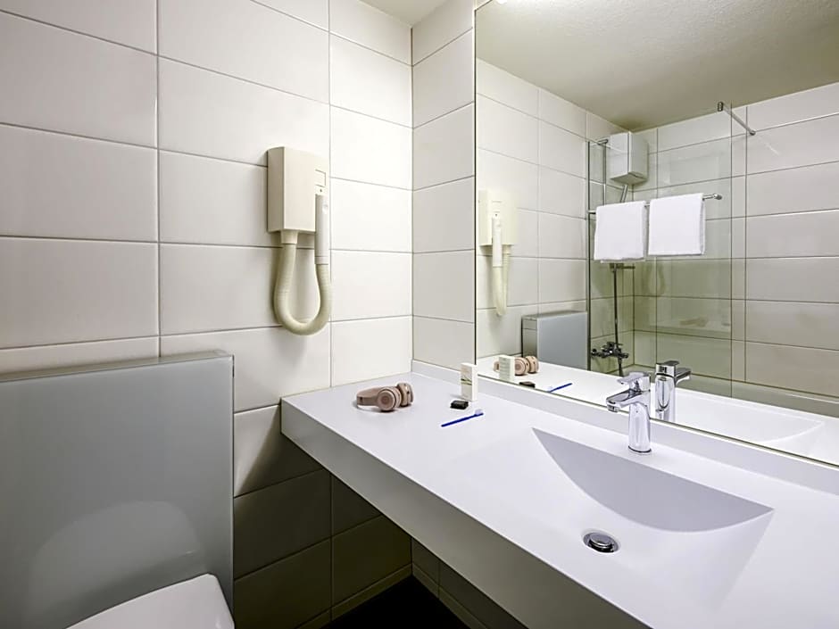 ibis Zurich Adliswil