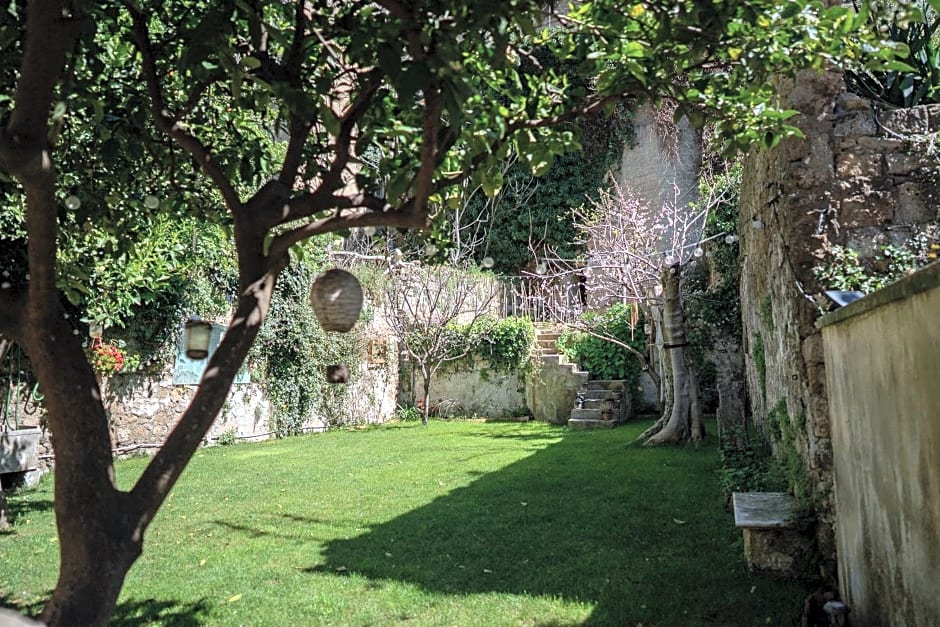 Casa Vayu - Rooms & Garden