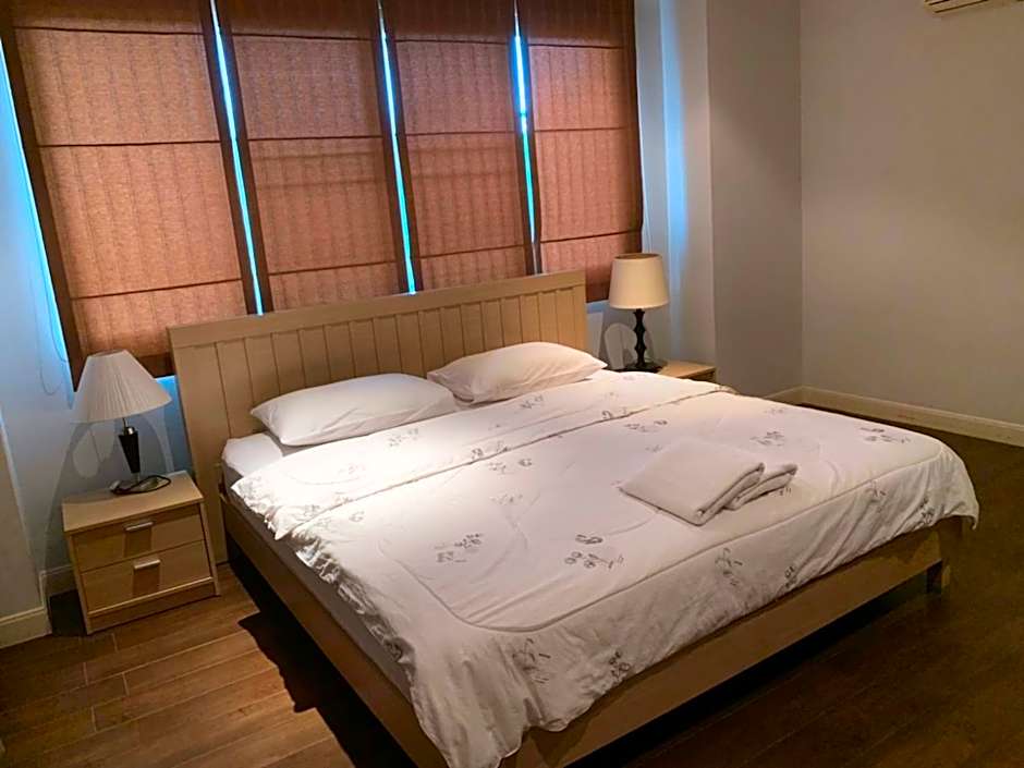 Jomtien Beach Penthouses Condo