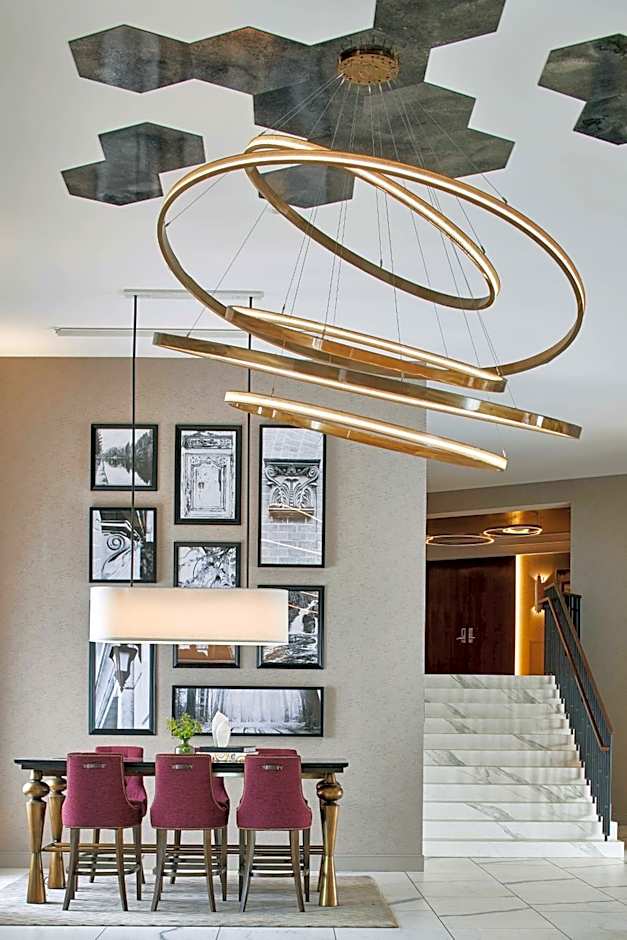 The Del Monte Lodge Renaissance by Marriott Rochester Hotel & Spa