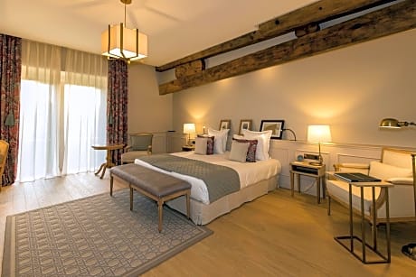 Junior Suite with Balcony