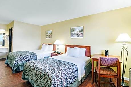 Double Room with Two Double Beds - Smoking