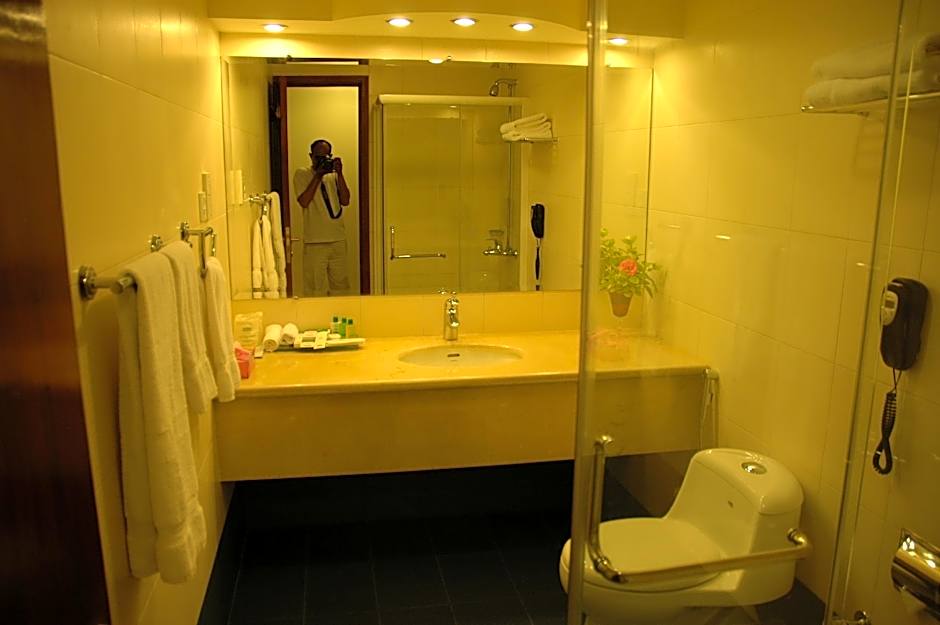 Islamabad Hotel