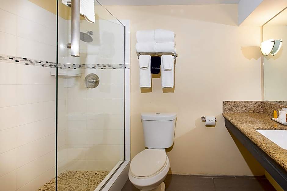 Caravelle Hotel