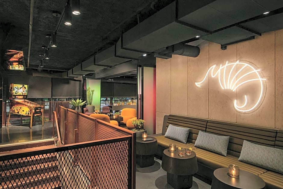 Moxy Downtown Los Angeles