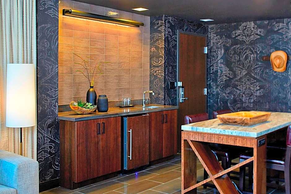 Renaissance by Marriott Dallas at Plano Legacy West Hotel