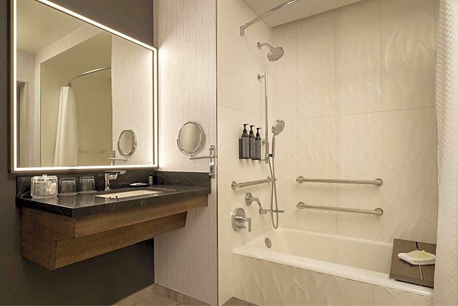 The Westin Palo Alto