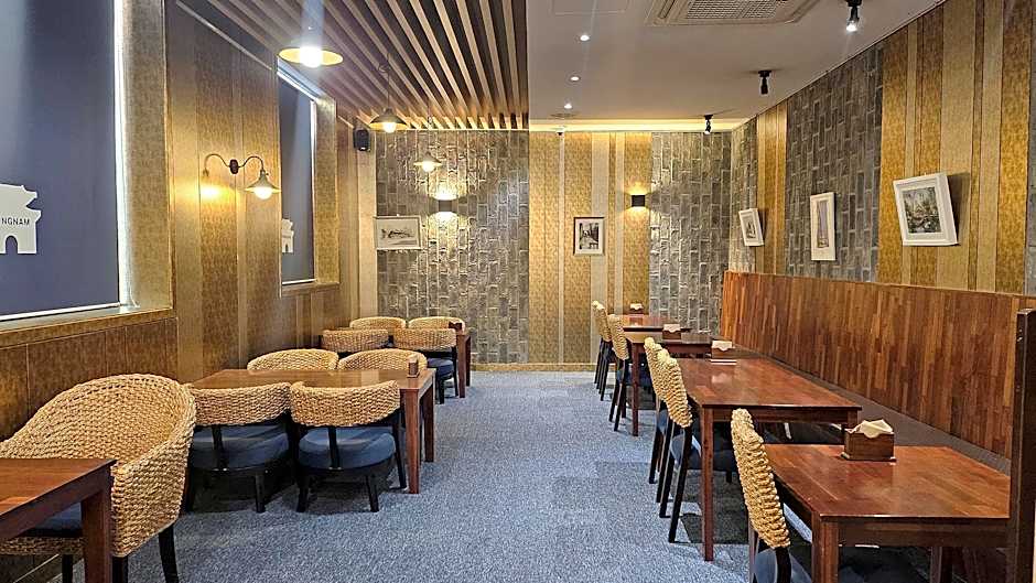 Pungnam Tourist Hotel