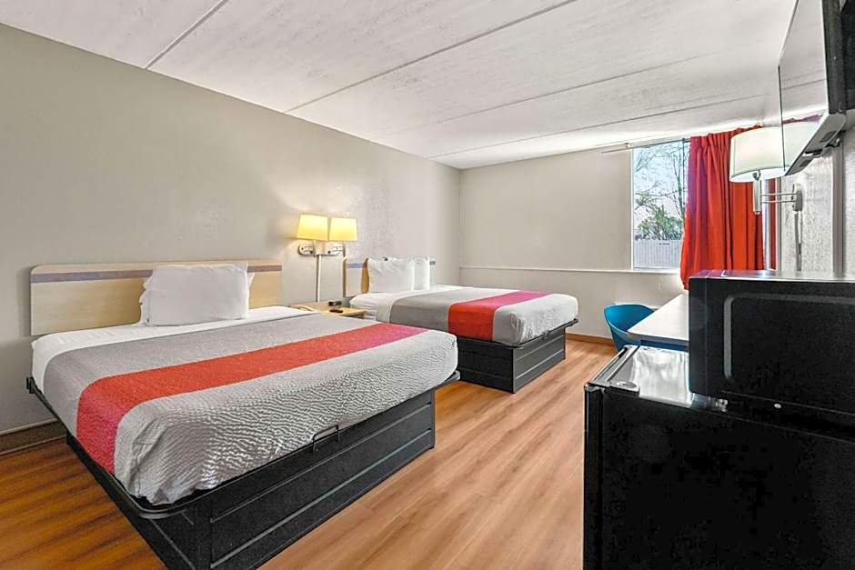 Motel 6-Decatur, GA