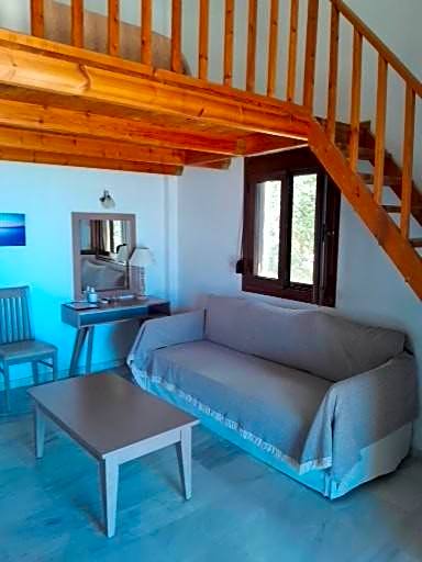 Kavos Melissa Studios