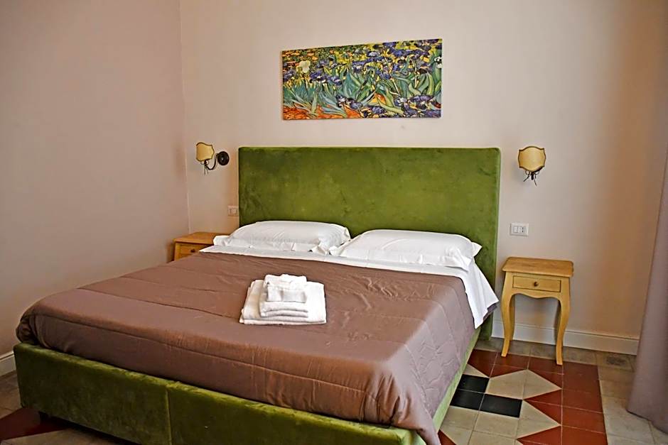 B&B Romeo Luxury Rooms