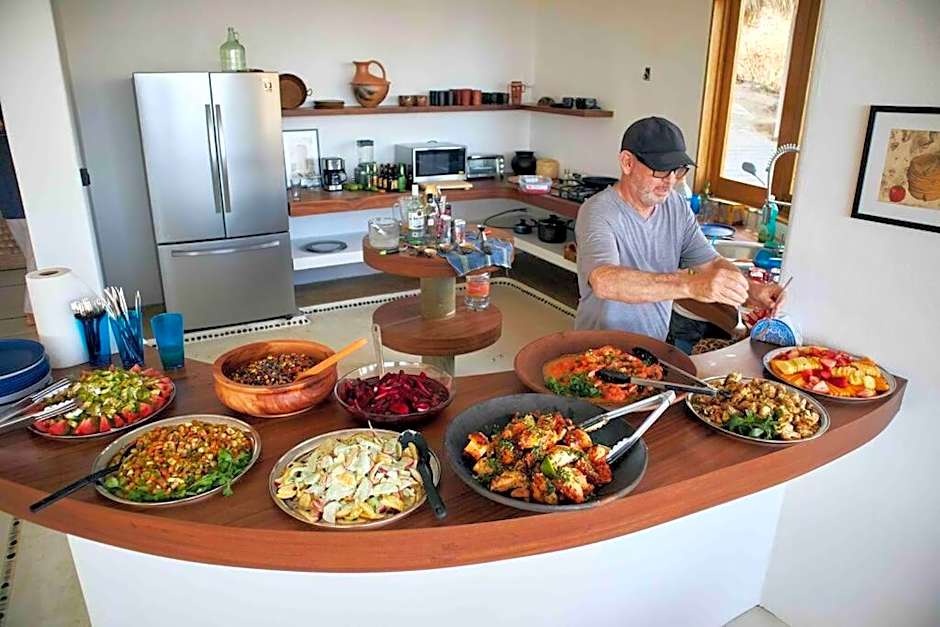 Casa Roni by Xeno - 5 Bedroom Luxury Villa with Ocean View