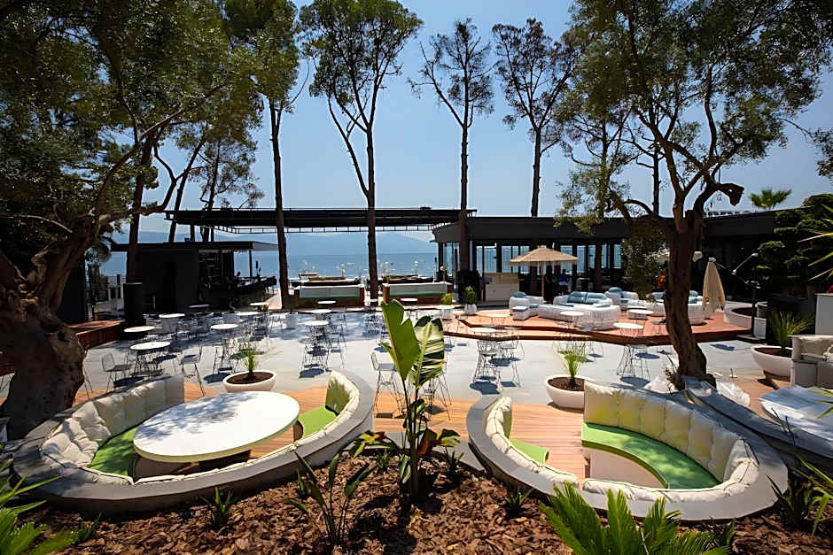 Unique Life Style Hotel
