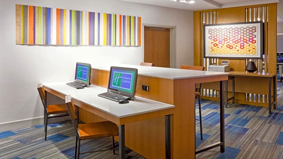 Holiday Inn Express & Suites Ripley By IHG