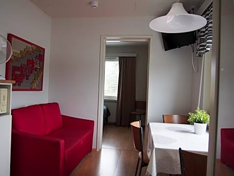 One-Bedroom Apartment (4 Adults)