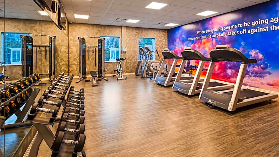 BW Plus St. John's Airport Hotel and Suites