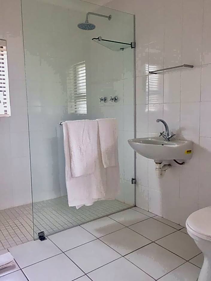 Ko Ka Tsara Bush Camp