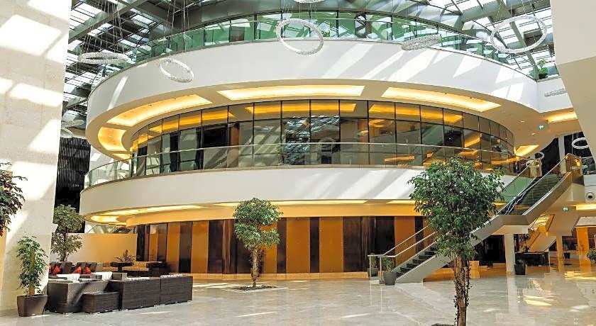 Crowne Plaza Riyadh RDC Hotel & Convention By IHG